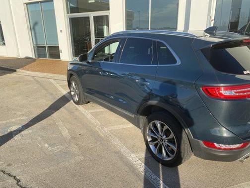 2019 Lincoln MKC Select