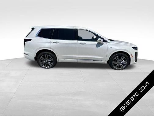 2025 Cadillac XT6 Premium Luxury FWD