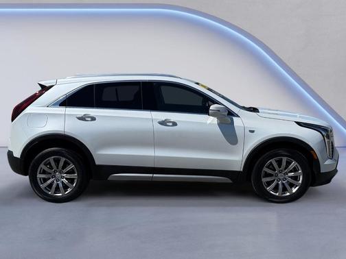 2021 Cadillac XT4 Premium Luxury