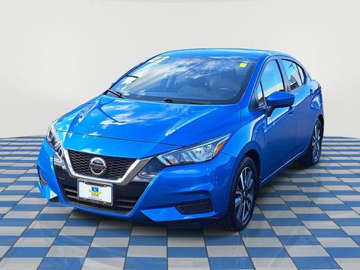 2022 Nissan Versa SV