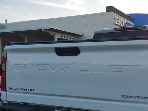 2024 Chevrolet Silverado 2500 Custom