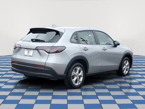 Silver 2024 Honda HR-V LX