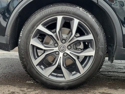 2022 Acura MDX w/Technology Package