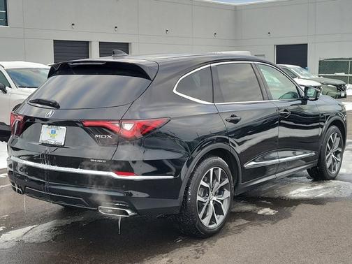 2022 Acura MDX w/Technology Package