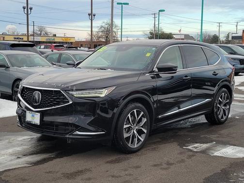 2022 Acura MDX w/Technology Package