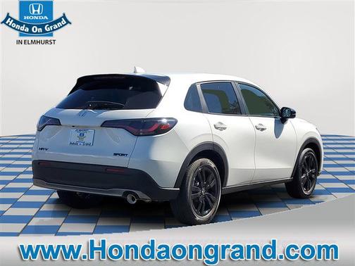 Platinum White Pearl 2026 Honda HR-V Sport
