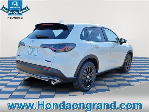 Platinum White Pearl 2027 Honda HR-V Sport