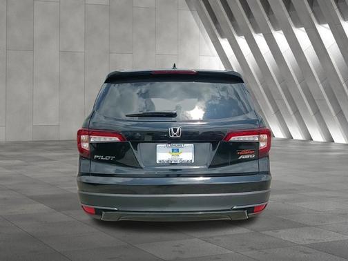 2022 Honda Pilot TrailSport