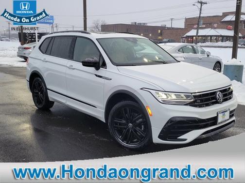 2022 Volkswagen Tiguan SE R-Line Black