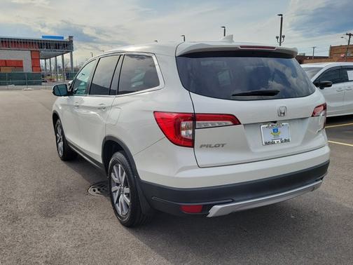 White 2019 Honda Pilot EX-L