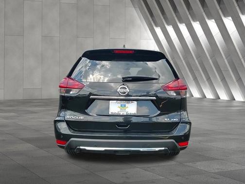 2019 Nissan Rogue SL