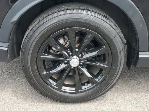 Black 2023 Honda CR-V EX-L