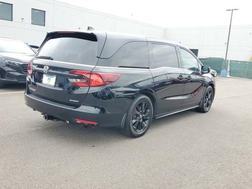 Black 2023 Honda Odyssey Sport