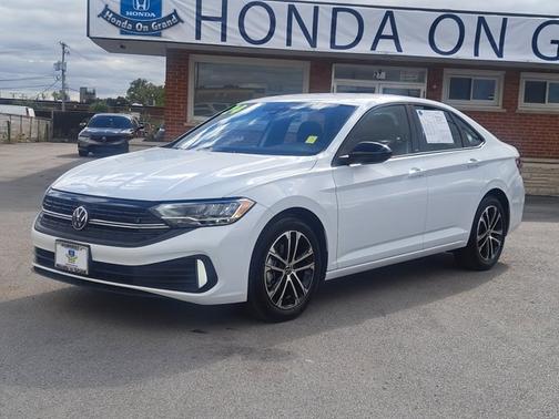2024 Volkswagen Jetta Sport