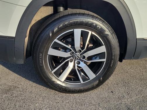 2022 Volkswagen Atlas 2.0T SE