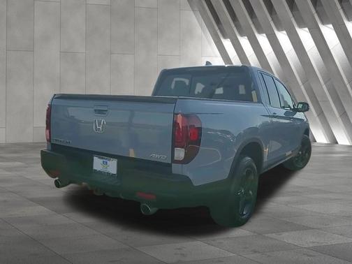 2022 Honda Ridgeline Black Edition