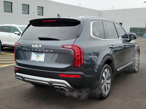 2022 Kia Telluride S