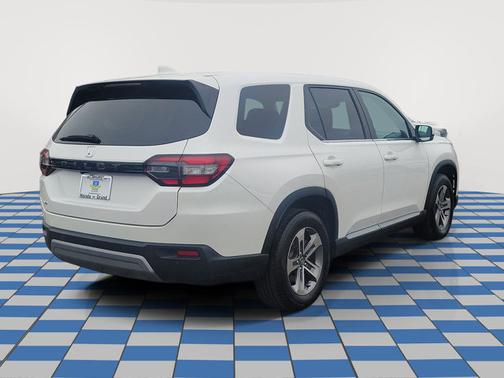 2023 Honda Pilot EX-L 7 Passenger