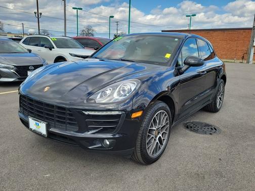 Black 2017 Porsche Macan S