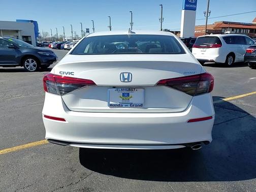 Photo 5 of 25 of 2022 Honda Civic Sport