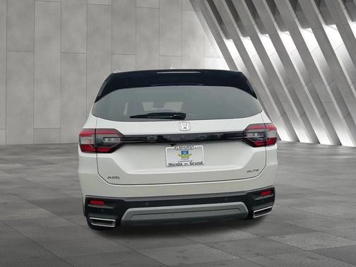 2024 Honda Pilot Elite