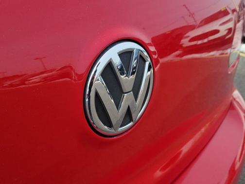 2011 Volkswagen GTI Base