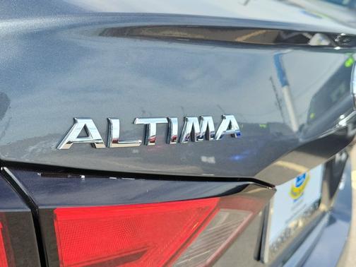 Gun Metallic 2019 Nissan Altima 2.5 SL