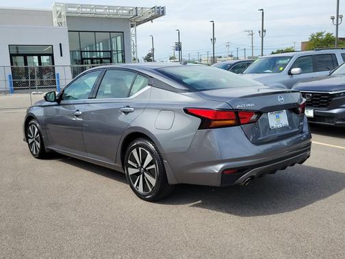 Gun Metallic 2019 Nissan Altima 2.5 SL