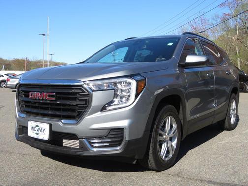 Sterling Metallic 2023 GMC Terrain SLE
