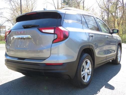 Sterling Metallic 2023 GMC Terrain SLE