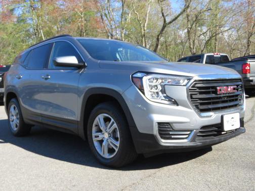 Sterling Metallic 2023 GMC Terrain SLE