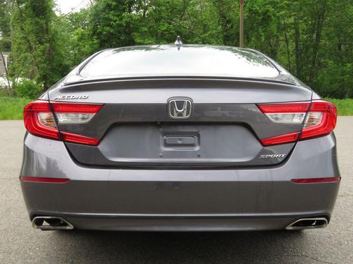 Modern Steel Metallic 2018 Honda Accord Sport