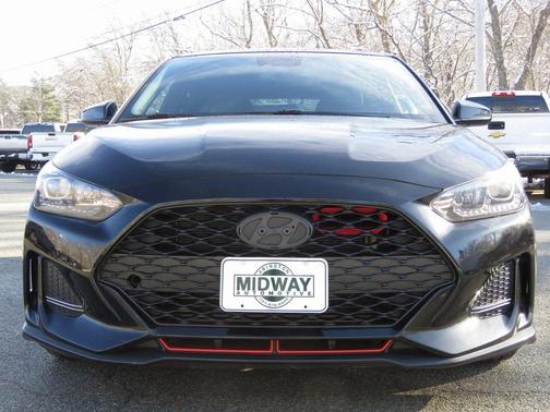 2019 Hyundai Veloster Base