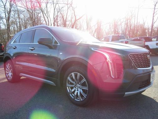 2019 Cadillac XT4 Premium Luxury
