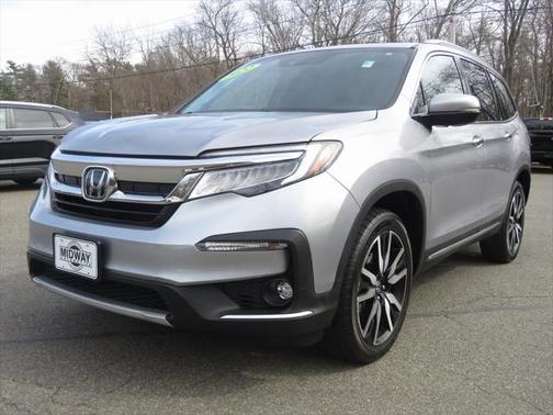 2022 Honda Pilot Touring 8-Passenger