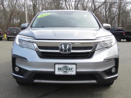 2022 Honda Pilot Touring 8-Passenger