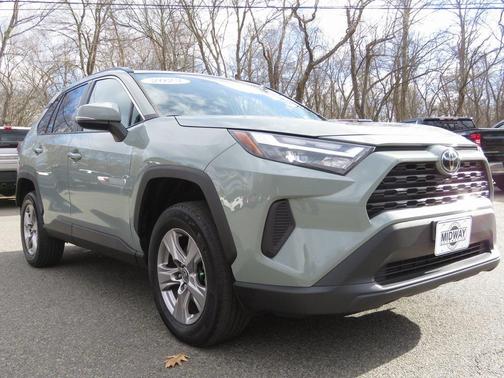 2023 Toyota RAV4 XLE
