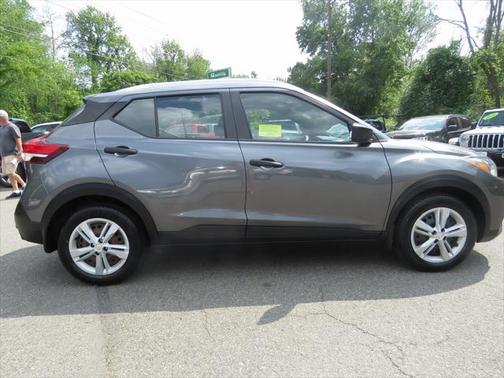2018 Nissan Kicks S