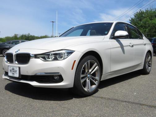 White Metallic 2017 BMW 330 xDrive