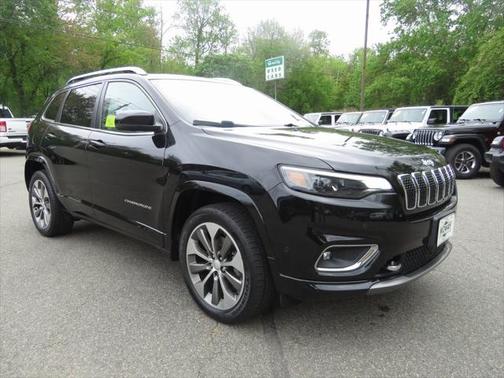 2019 Jeep Cherokee Overland