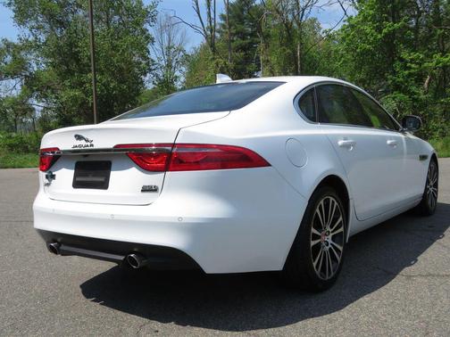 Fuji White 2020 Jaguar XF 25t Prestige AWD Automatic