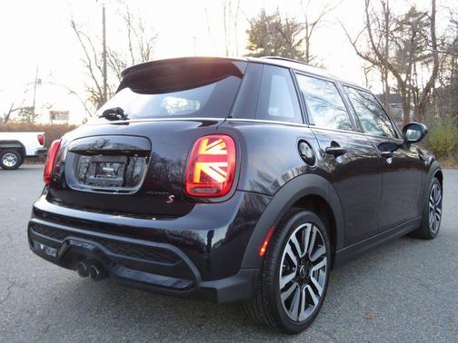 2023 MINI Hardtop Cooper S