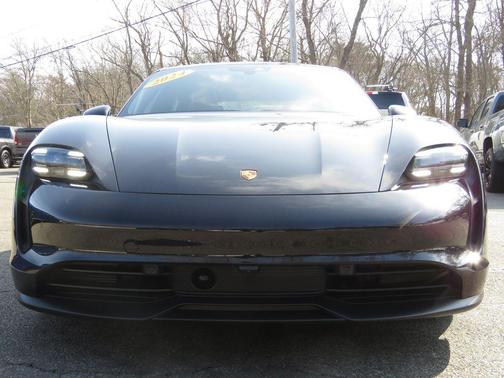 2024 Porsche Taycan Base