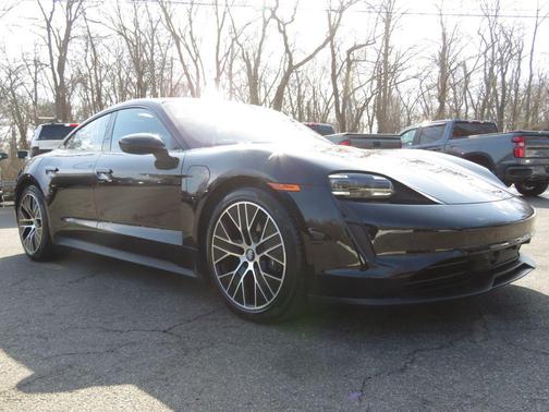 2024 Porsche Taycan Base