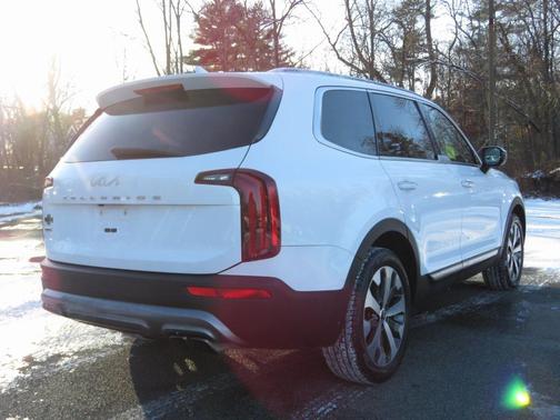 2022 Kia Telluride S