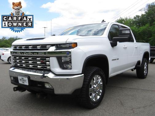 Summit White 2022 Chevrolet Silverado 2500 LT