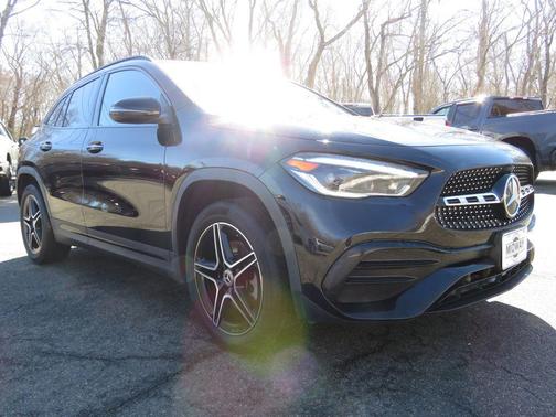 2021 Mercedes-Benz GLA 250 Base 4MATIC