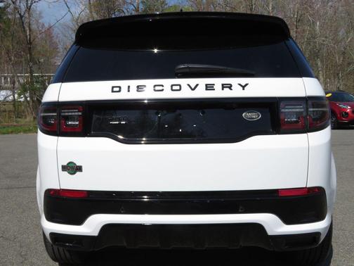 2 2020 Land Rover Discovery Sport R-Dynamic SE