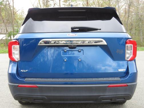 Atlas Blue Metallic 2020 Ford Explorer XLT