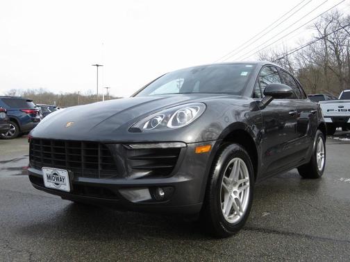 2018 Porsche Macan Base